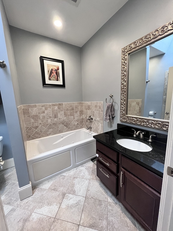 584 East 8th St, South Boston