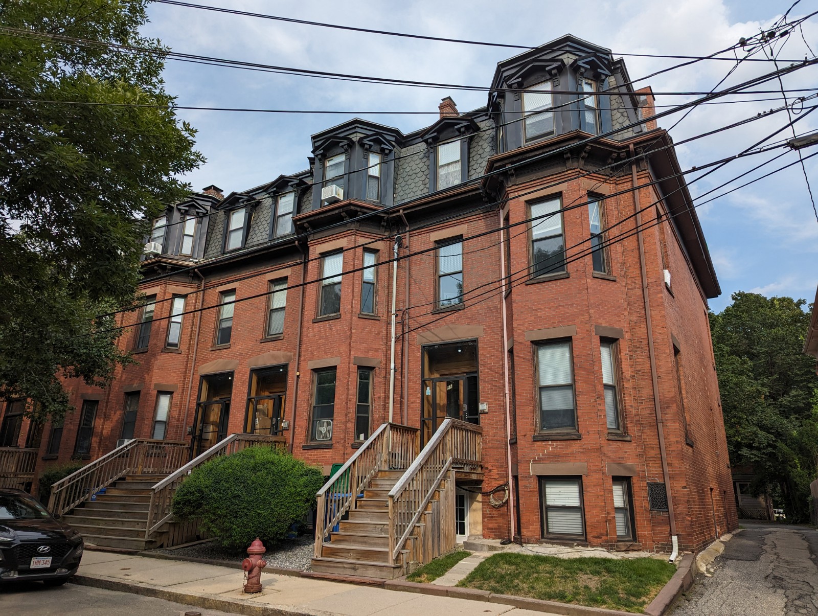 55 Adams St, Winter Hill