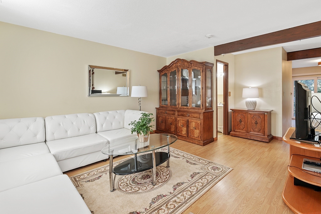 38 Rocky Nook, Malden