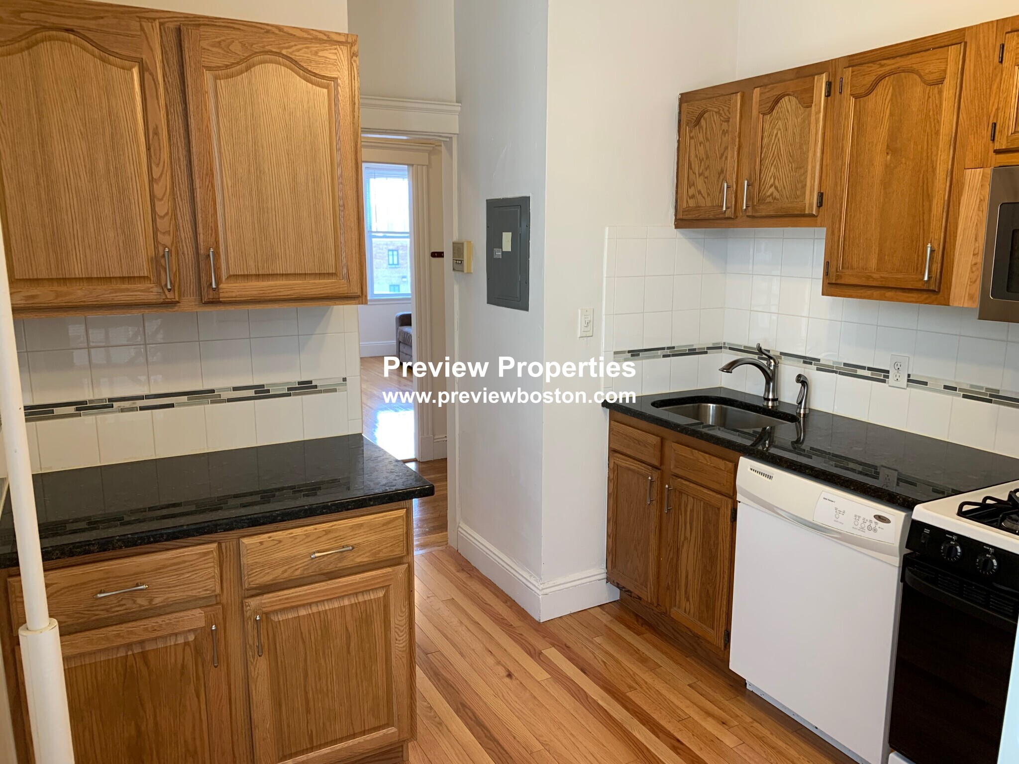 80 Sutherland Rd, Brighton