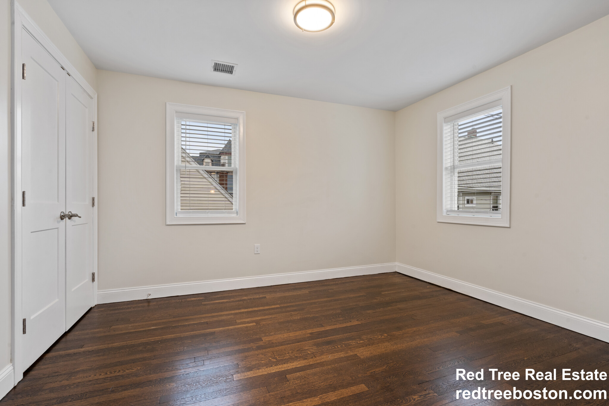 4 Chestnut Pl, Brighton