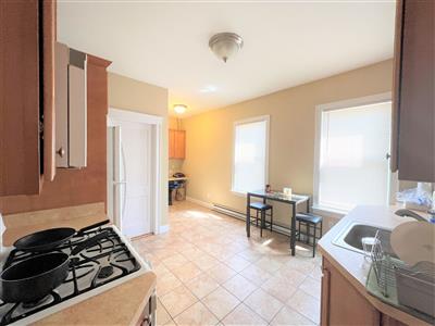 223 Holland St, Teele Square