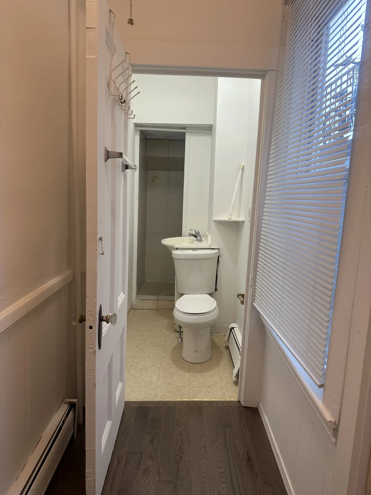 509 Medford St, Magoun Square