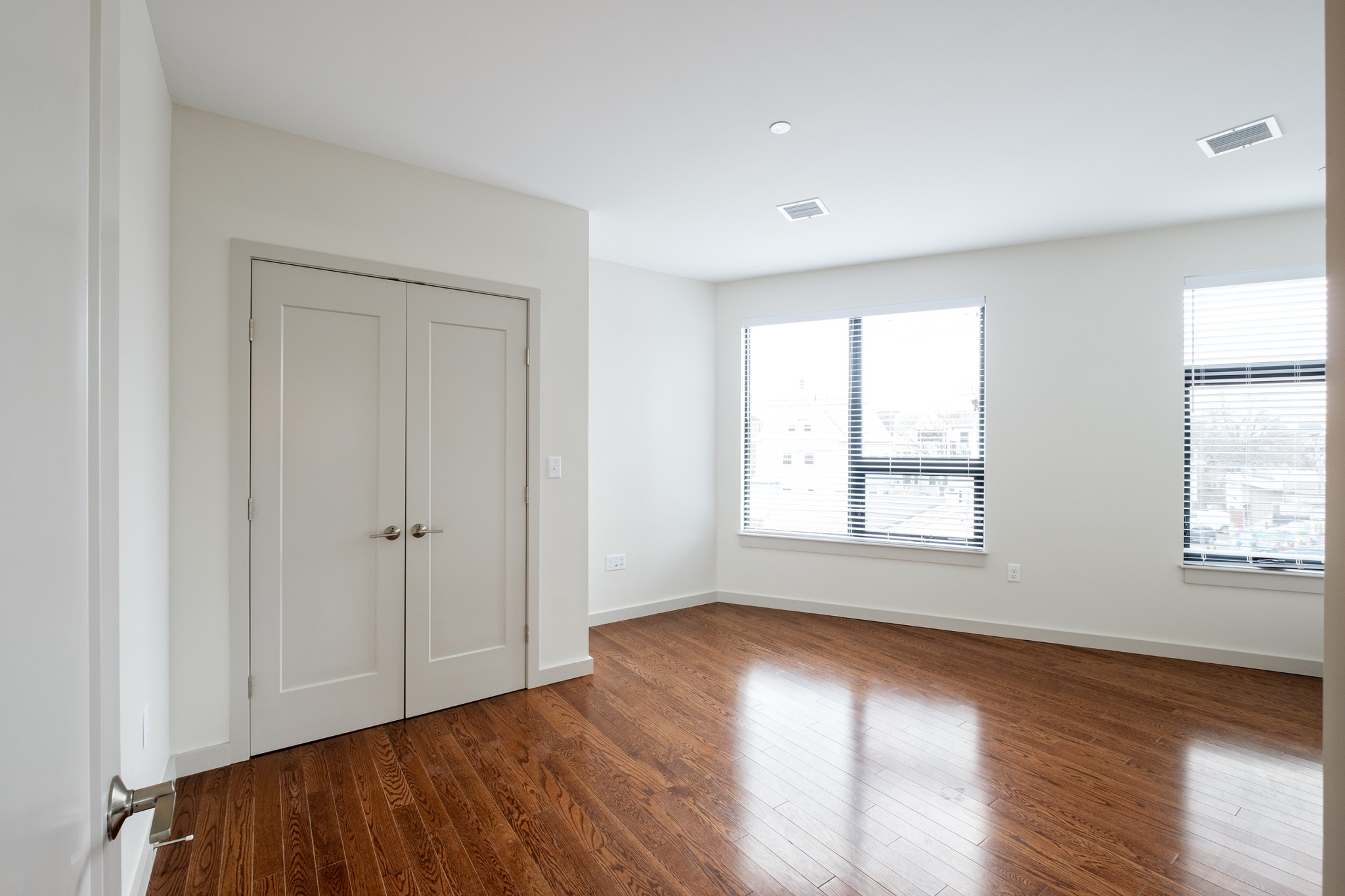 455 Harvard St, North Brookline