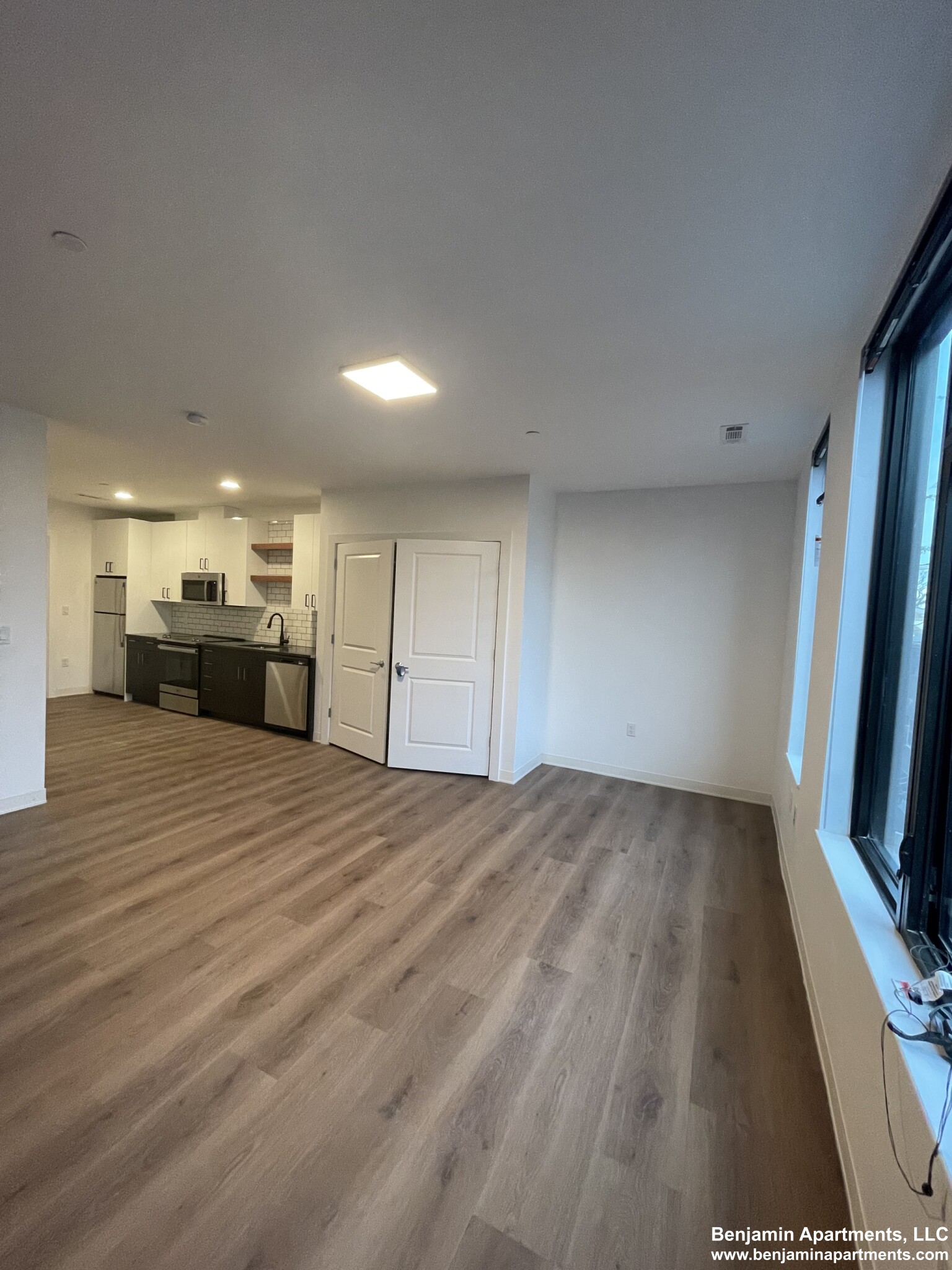 89 Brighton Ave, Allston