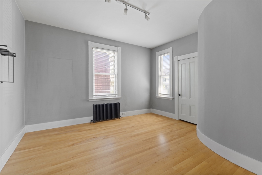 116 Grant St, Framingham