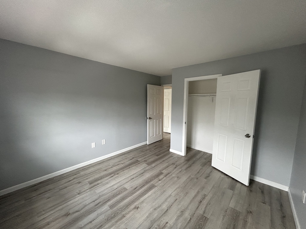 32 Maple Crest Cir, Holyoke