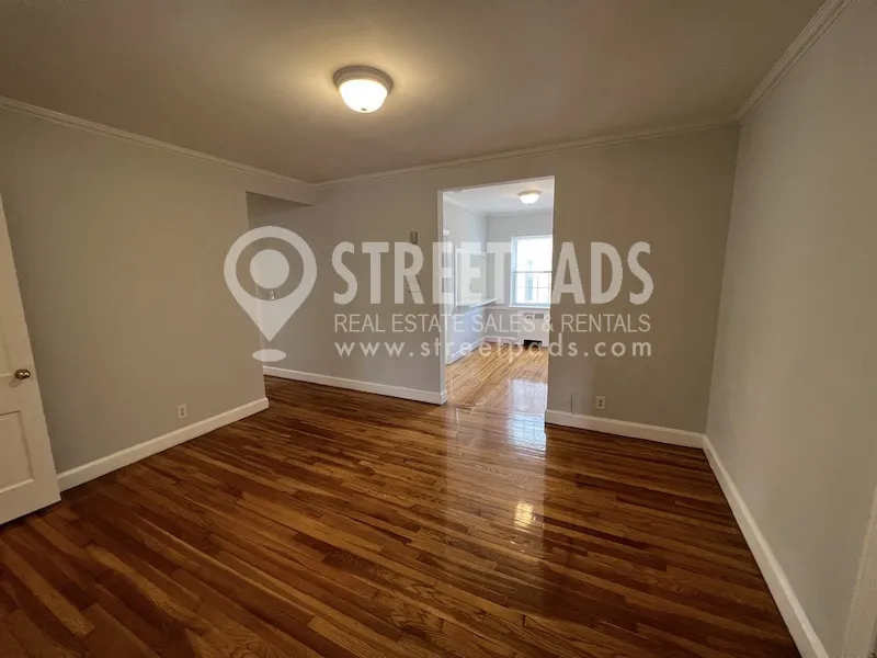 1163 Beacon St, Longwood