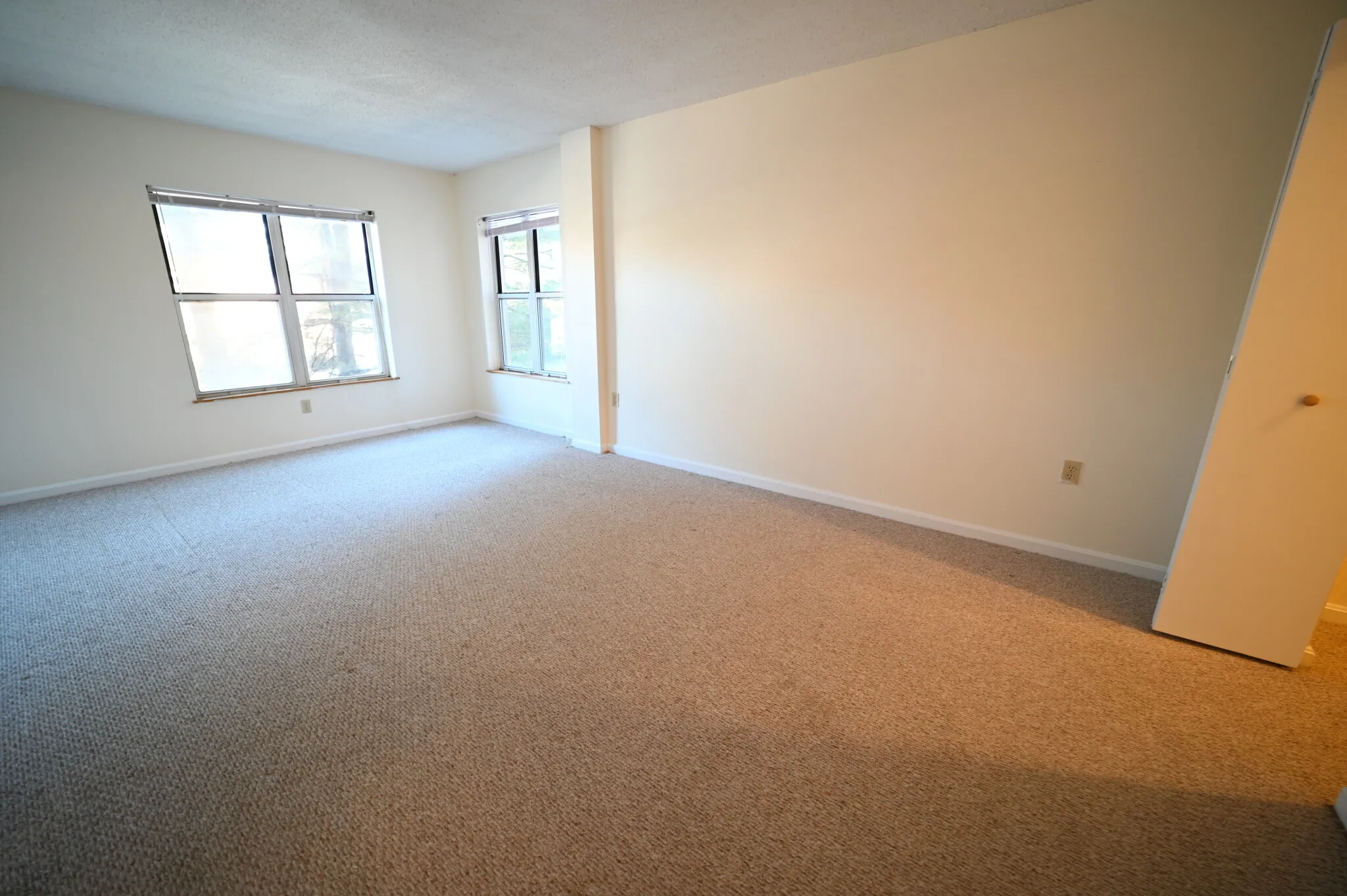 345 Franklin St, Riverside