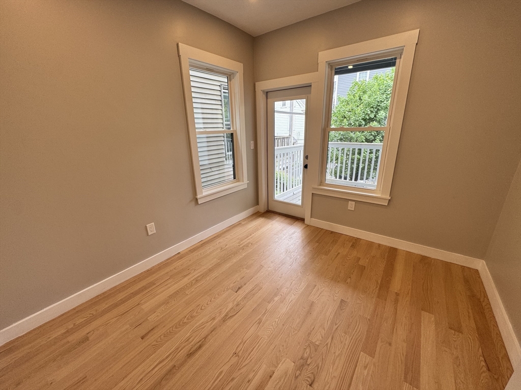 272 E Cottage St, Dorchester