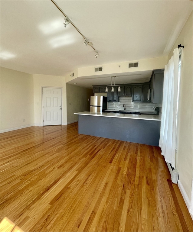 168 Humphrey St, Swampscott