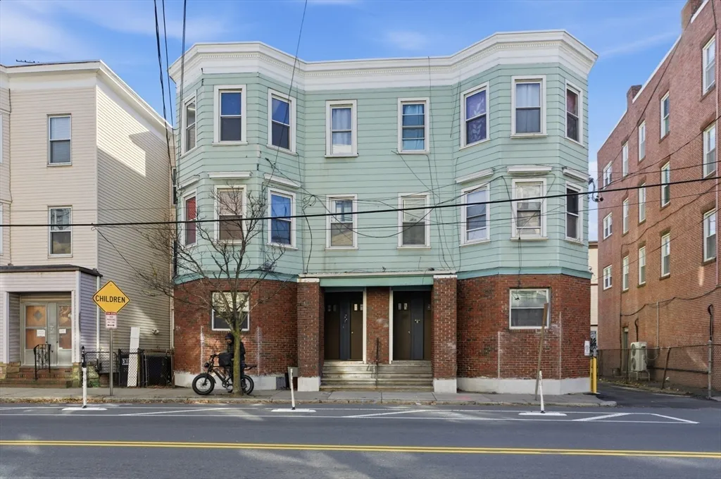 204 Washington St, Prospect Hill