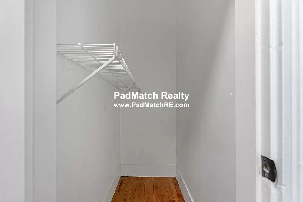 28 Glenville Ave, Allston