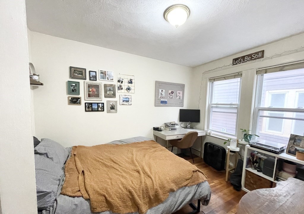 11 Romsey St, Boston