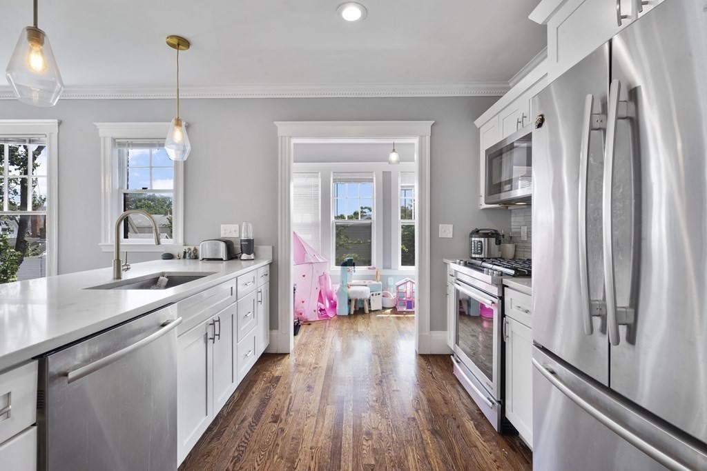 81 Butler St, Revere