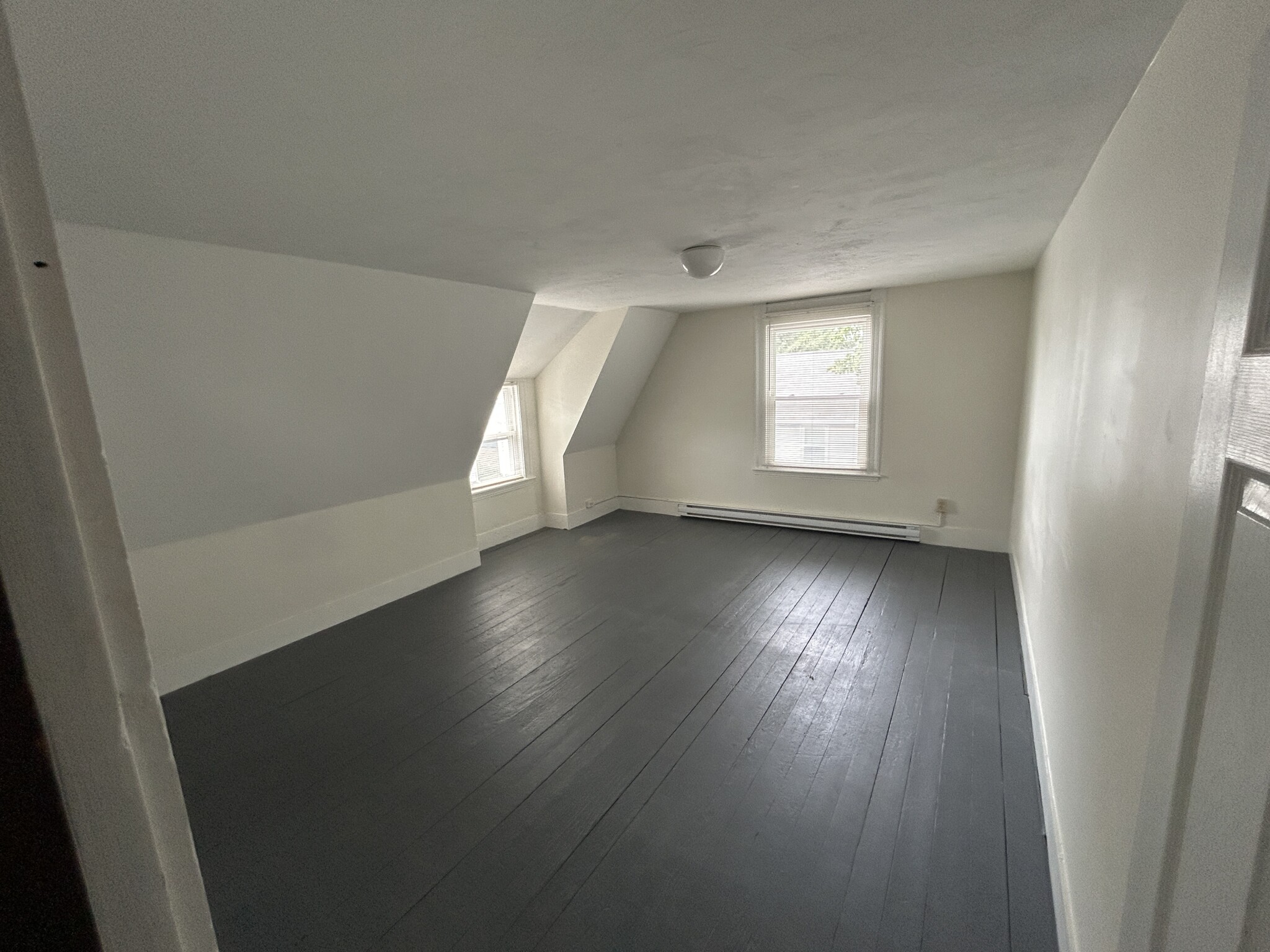 27R Albion St, Powder House Square