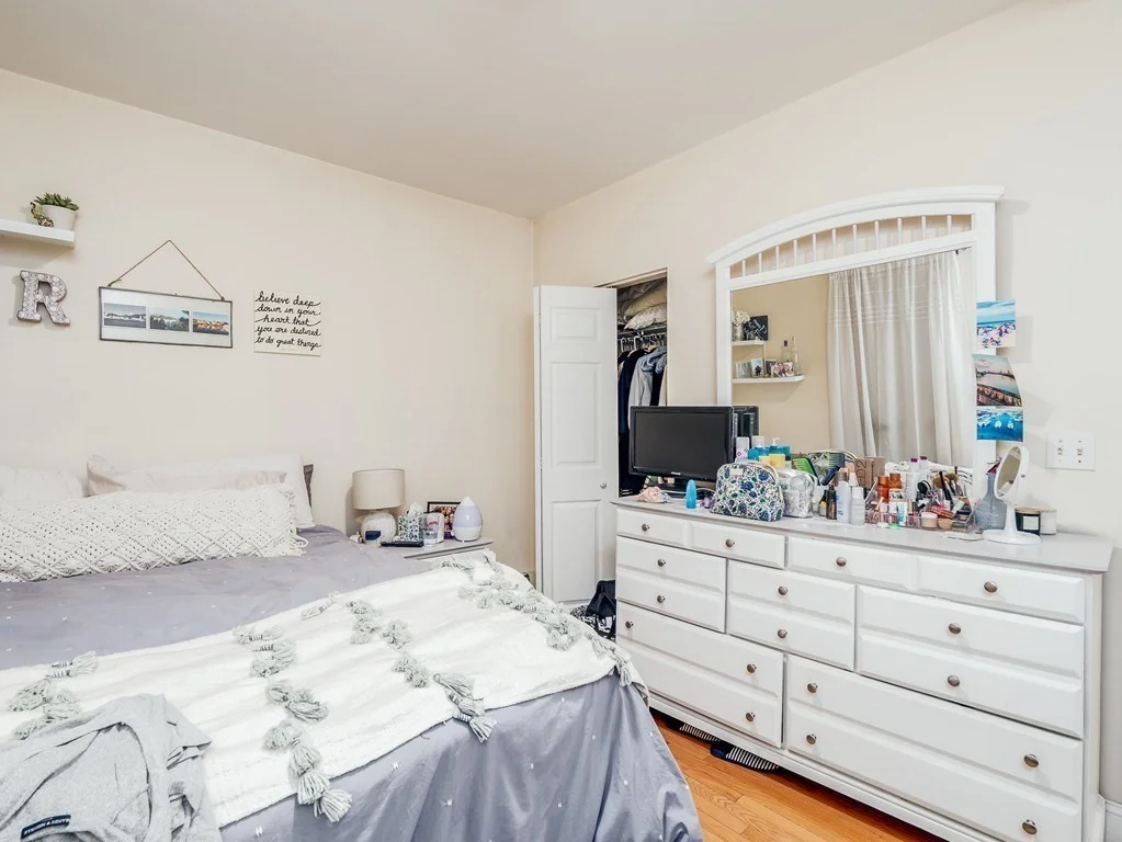546 East 8th St, South Boston