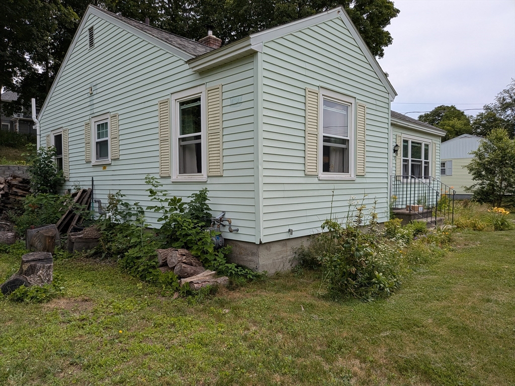 17 Daley St, Leominster