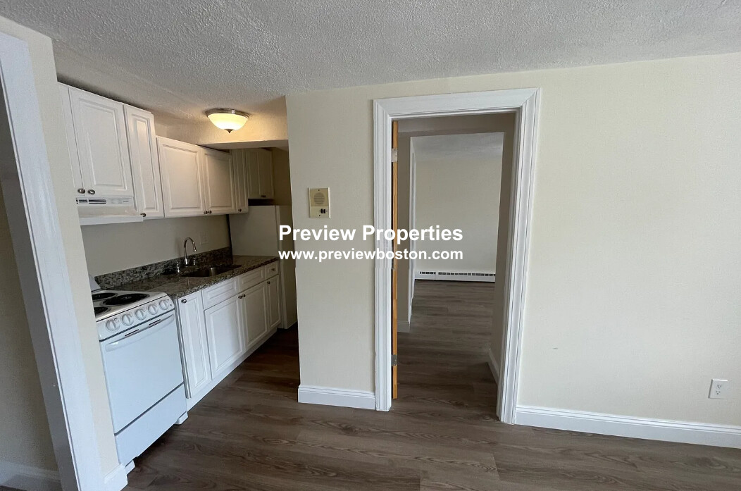 168 North Beacon St, Brighton