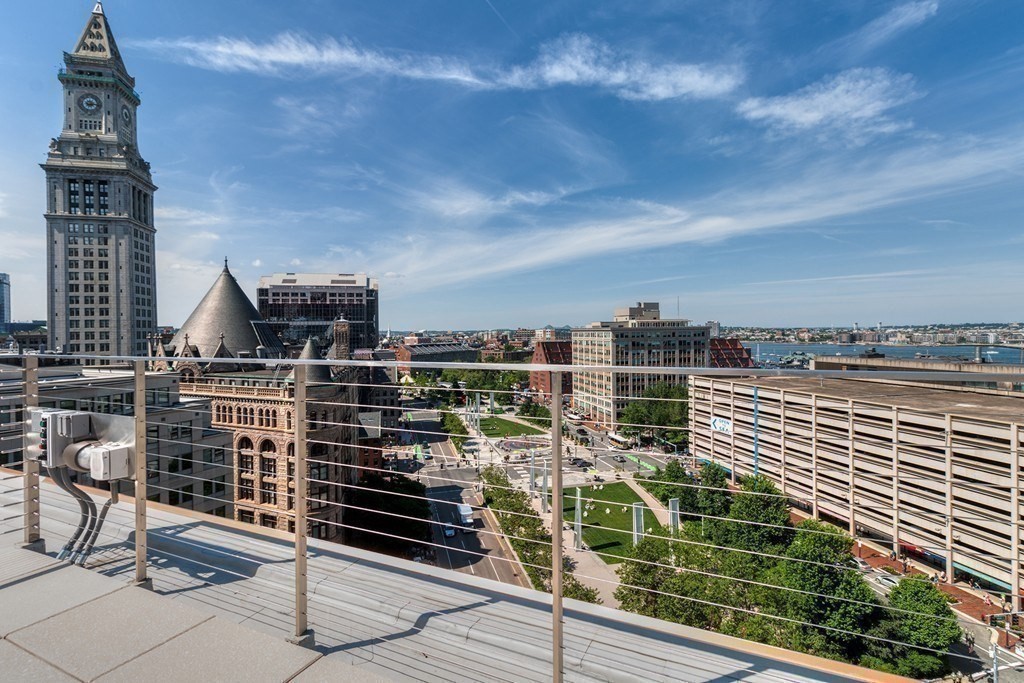 110 Broad St, Waterfront