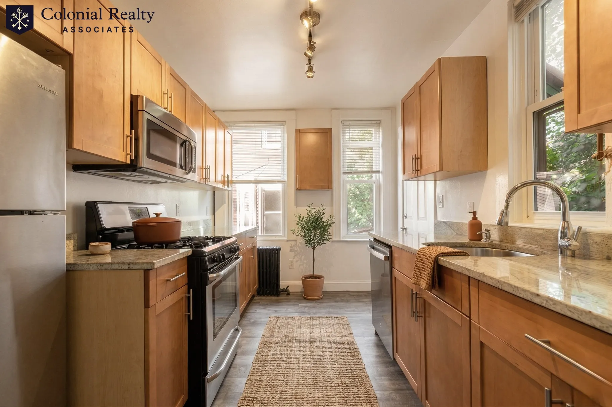 5 Murdock Ter, Brighton