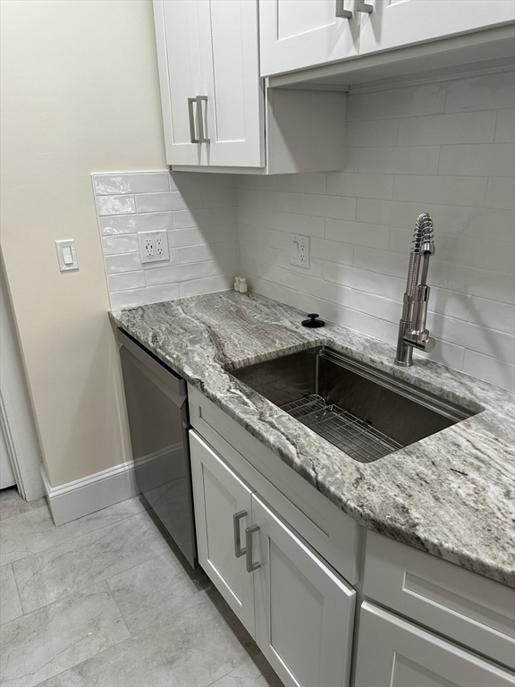 2 Arlington St, Neighborhood Nine