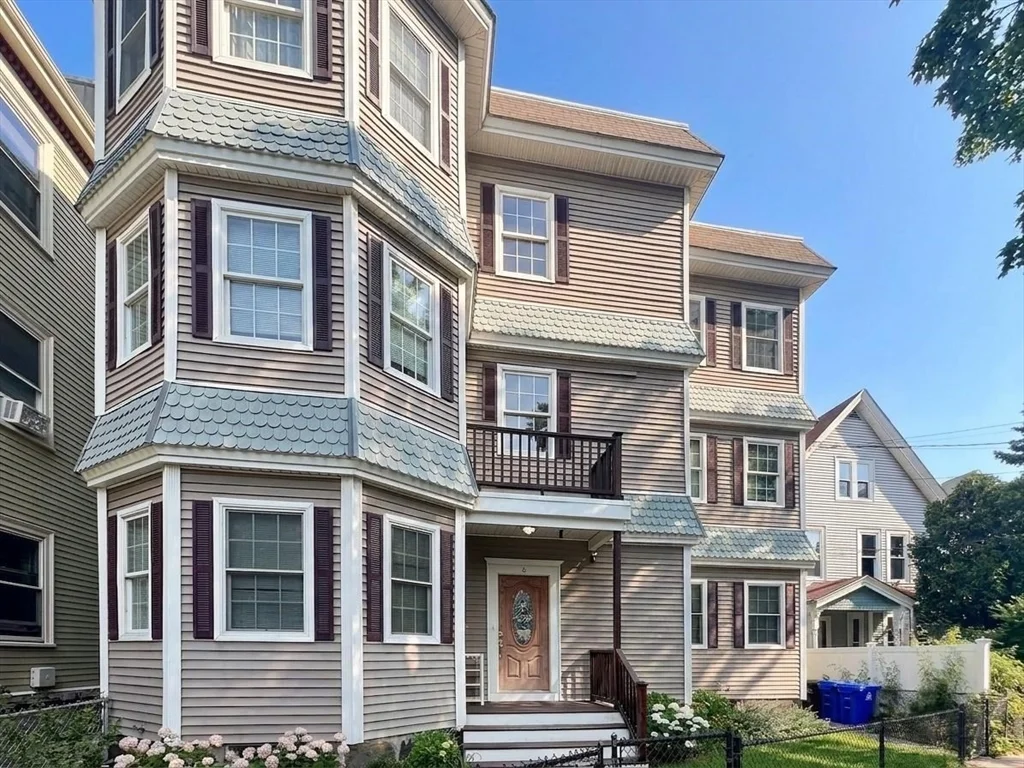 6 Wyman St, Jamaica Plain