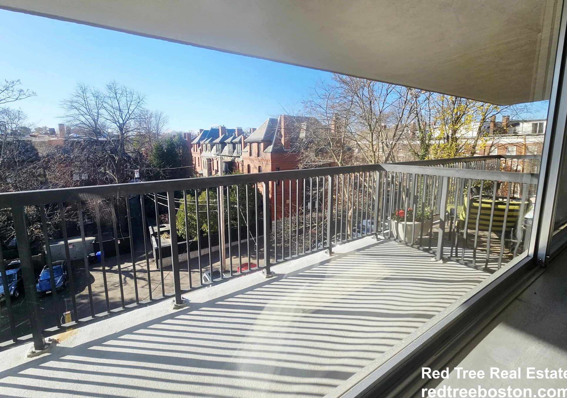 101 Monmouth St, Longwood