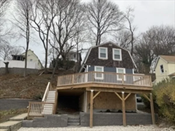 28 Paomet Rd, Weymouth