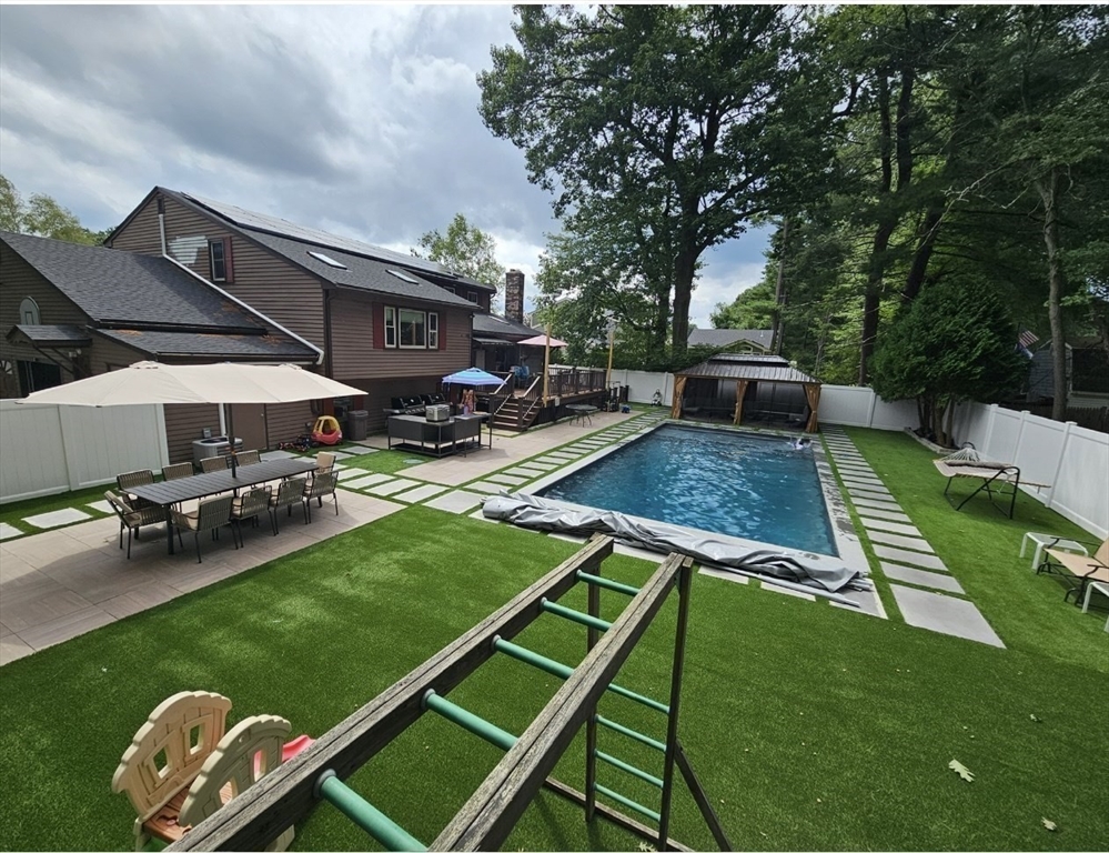 38 Ranger Rd, Natick