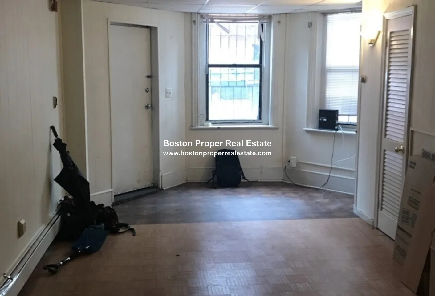 290 Newbury St, Back Bay