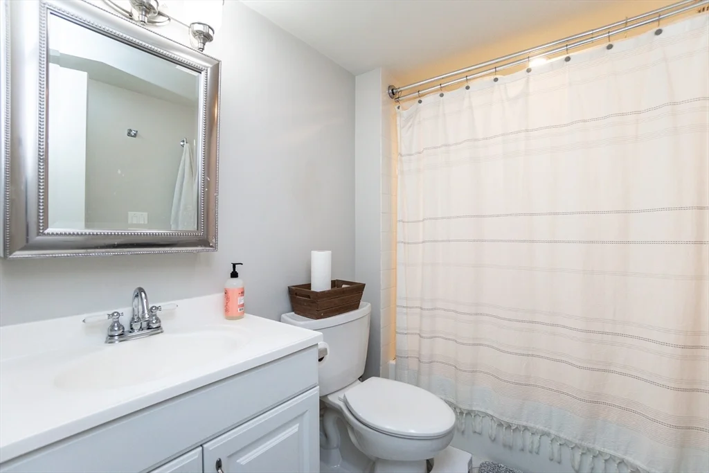 66 Winchester St, Coolidge Corner