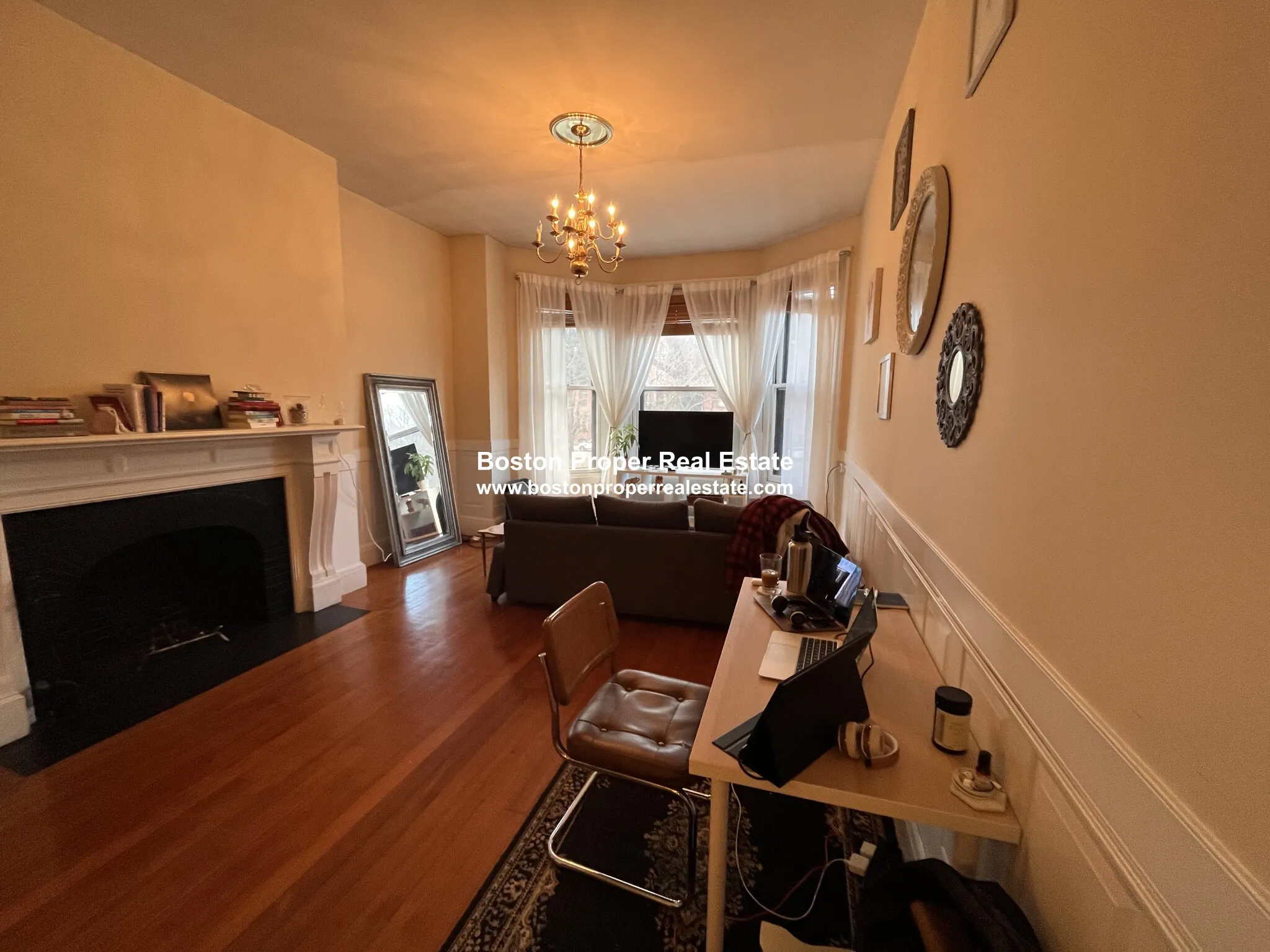 206 Commonwealth Ave, Back Bay