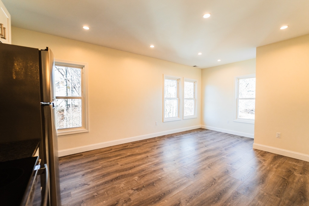 340 East Main St, East Brookfield