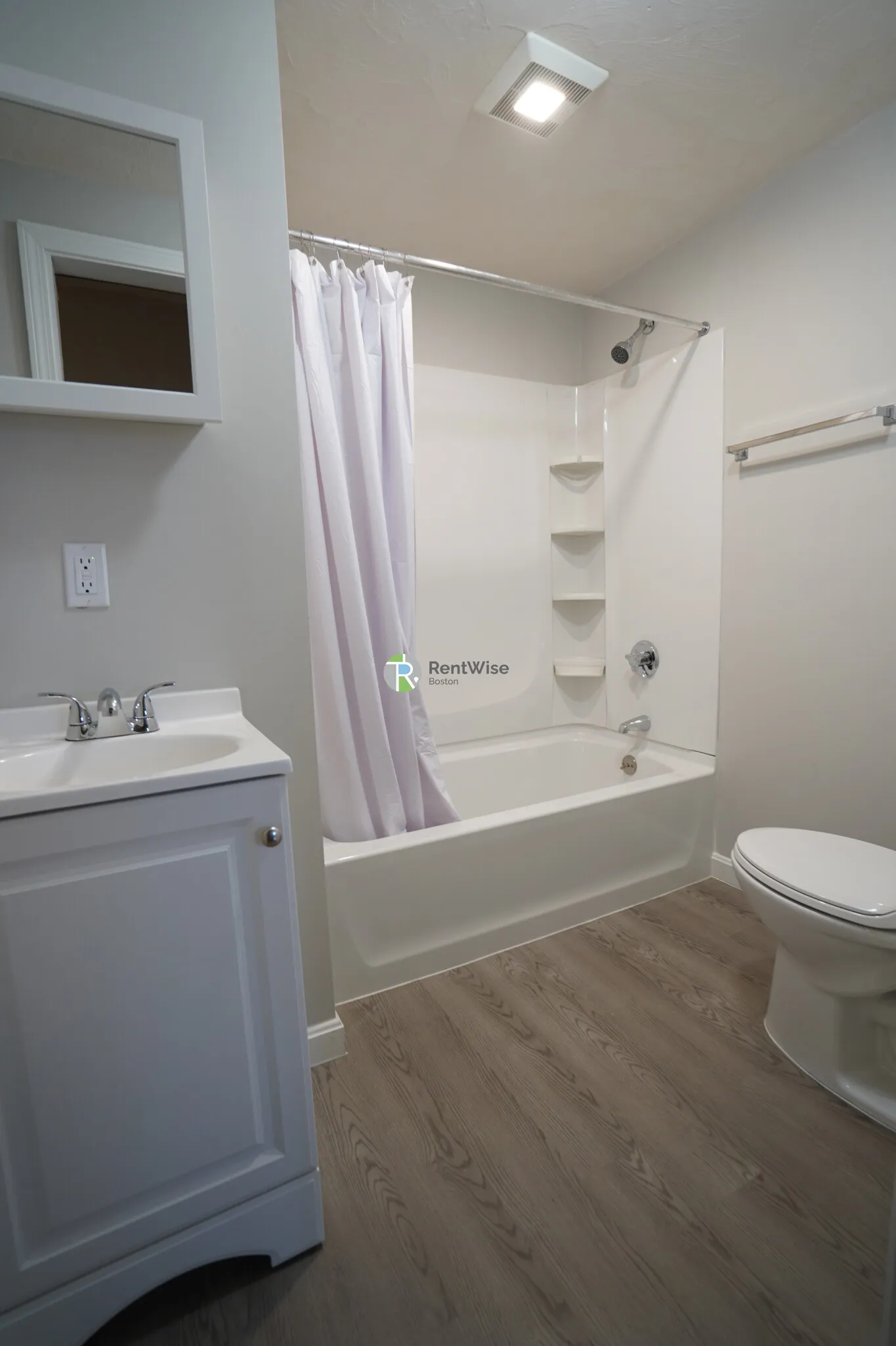 90 Cypress St, Emerson Gardens