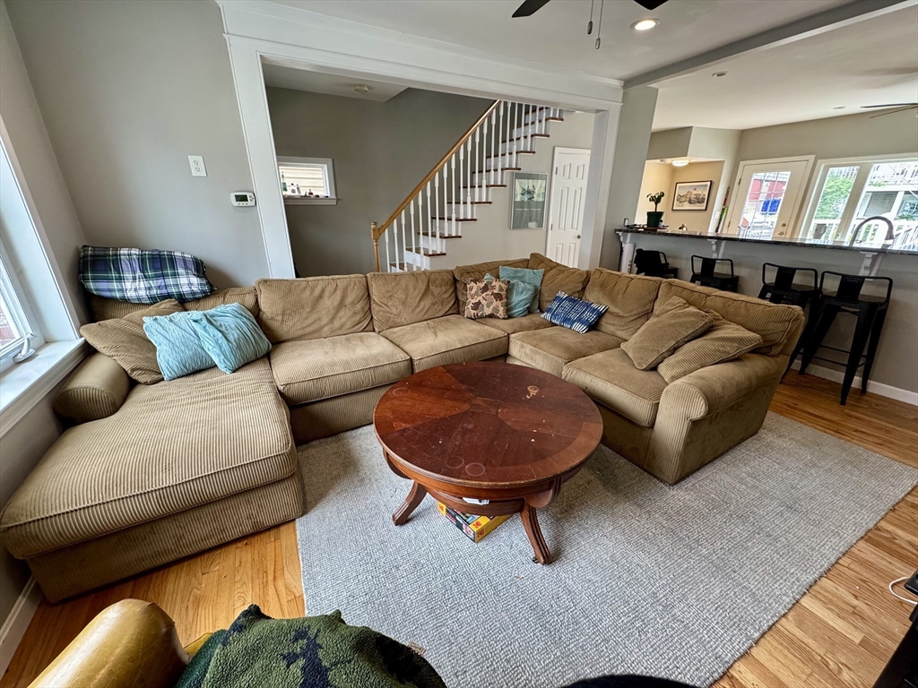 371 Silver St, South Boston