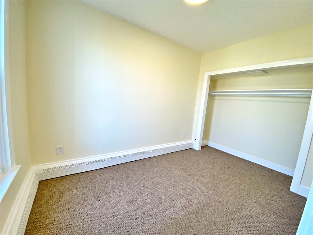 466 Sumner St, East Boston