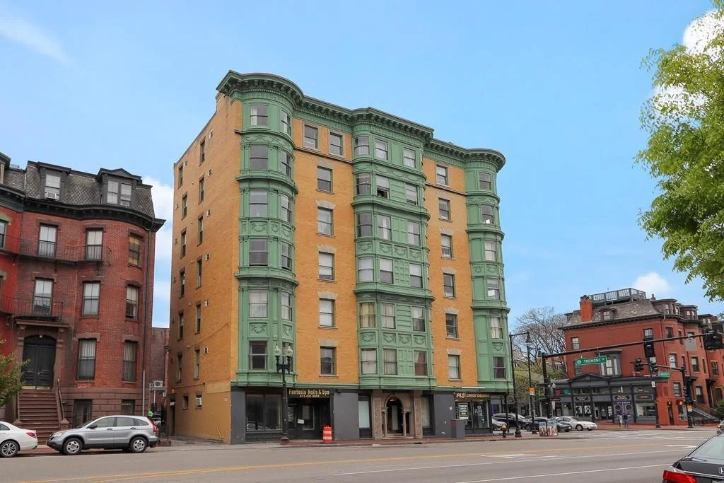 492 Massachusetts Ave, South End