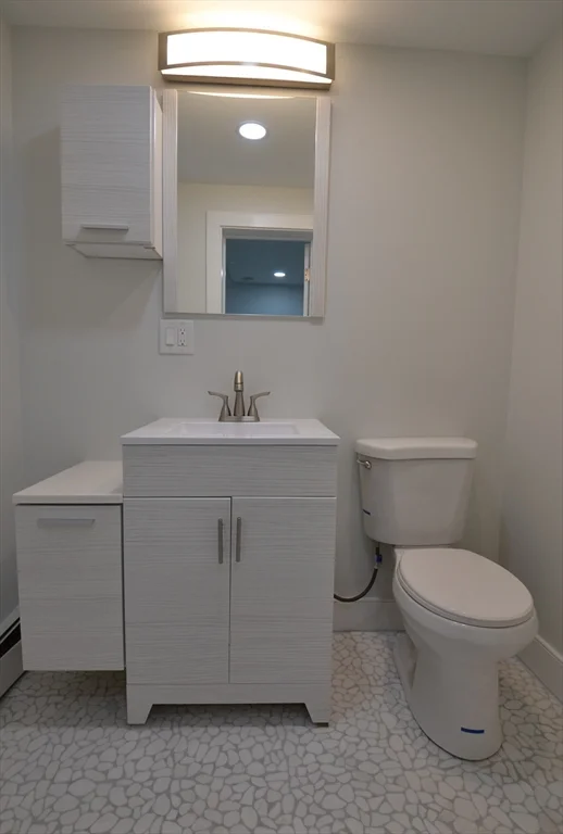 15 Avalon St, Revere