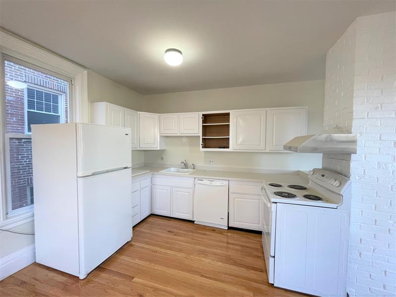 24 Chestnut St, Malden