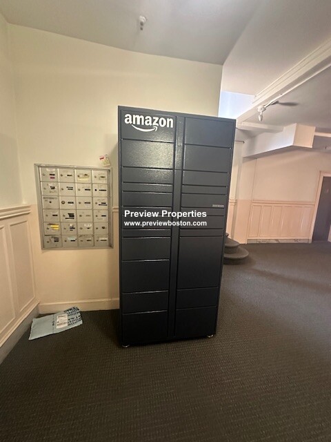 70 Strathmore Rd, Brighton