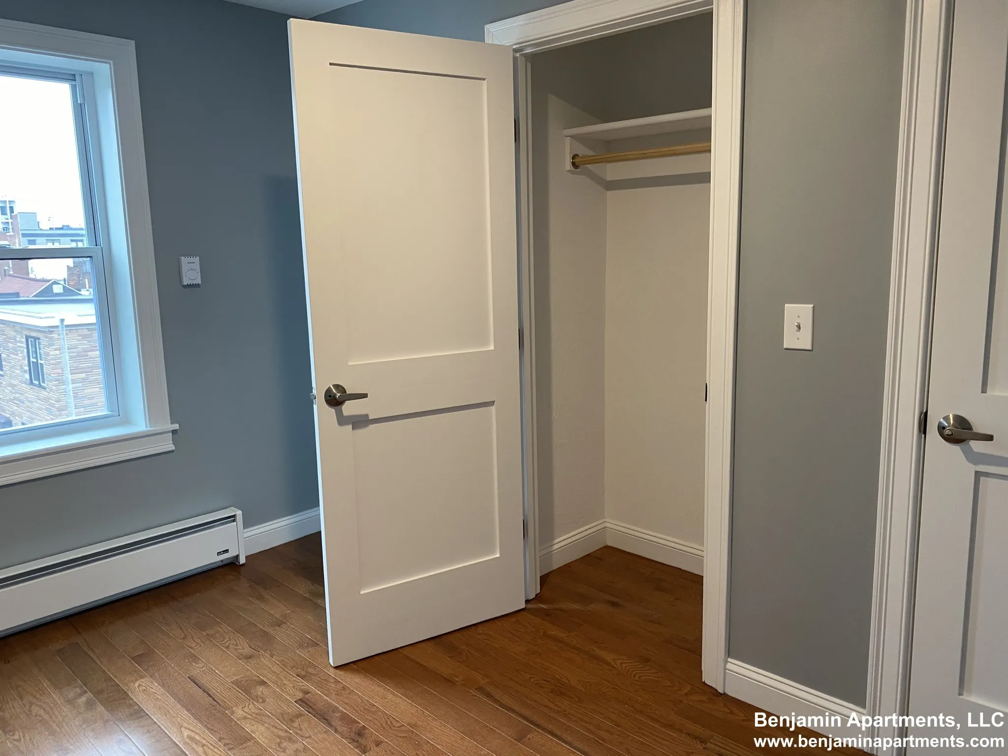 33 Chelsea St, East Boston