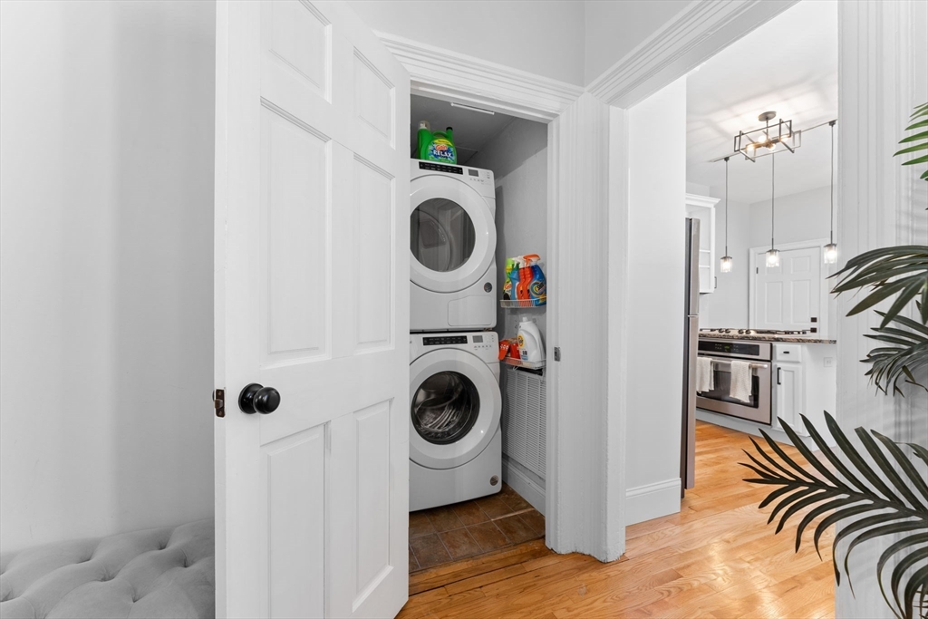 9 Gates St, South Boston