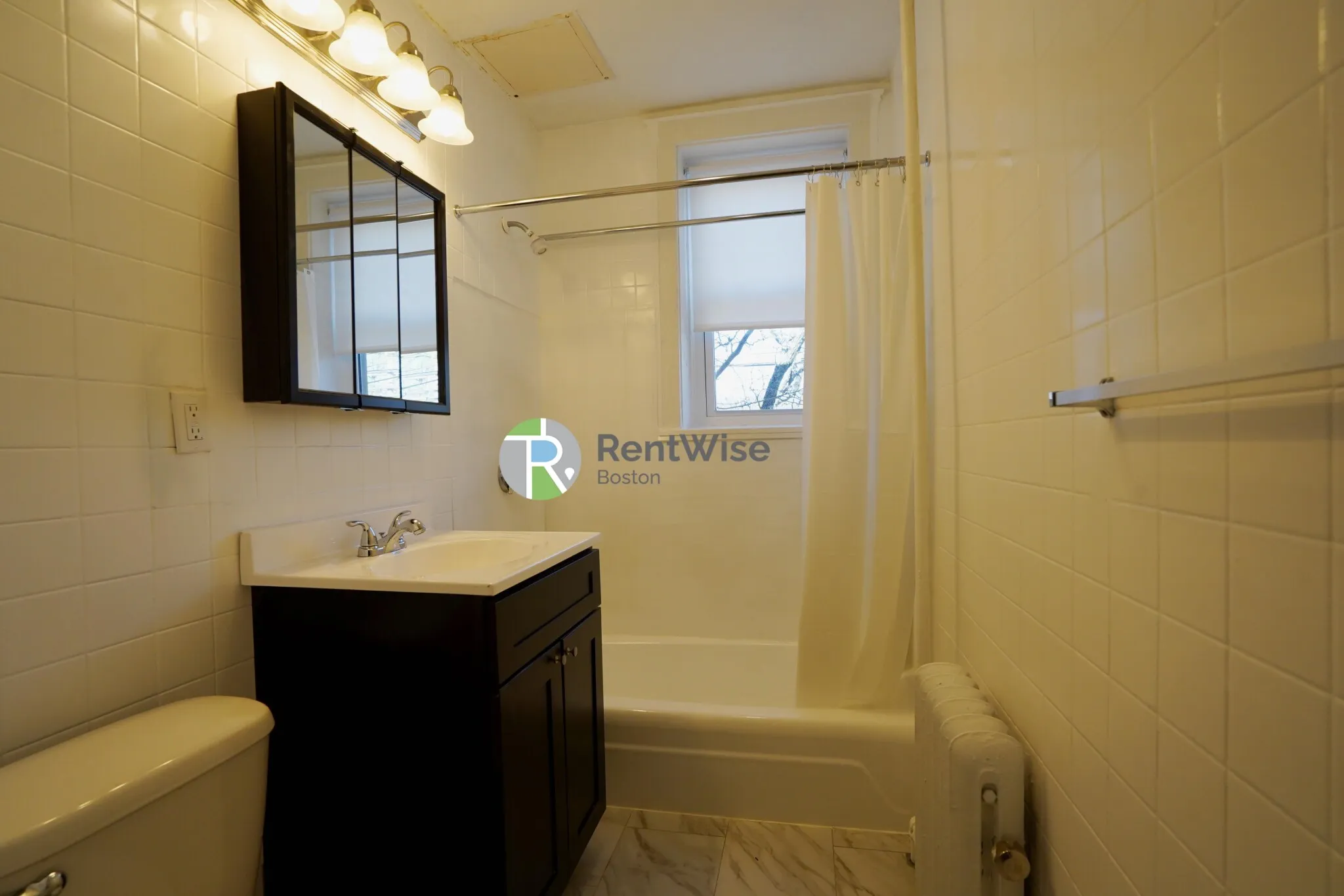 90 Cypress St, Emerson Gardens