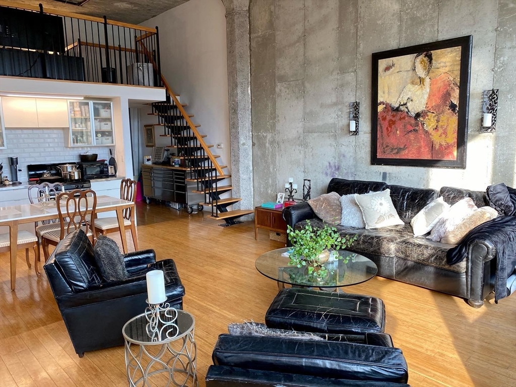 156 Porter St, East Boston