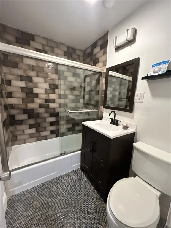 61 Blackstone Rd, North Weymouth