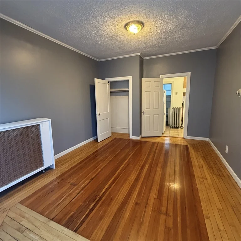 58 Prospect St, Fall River
