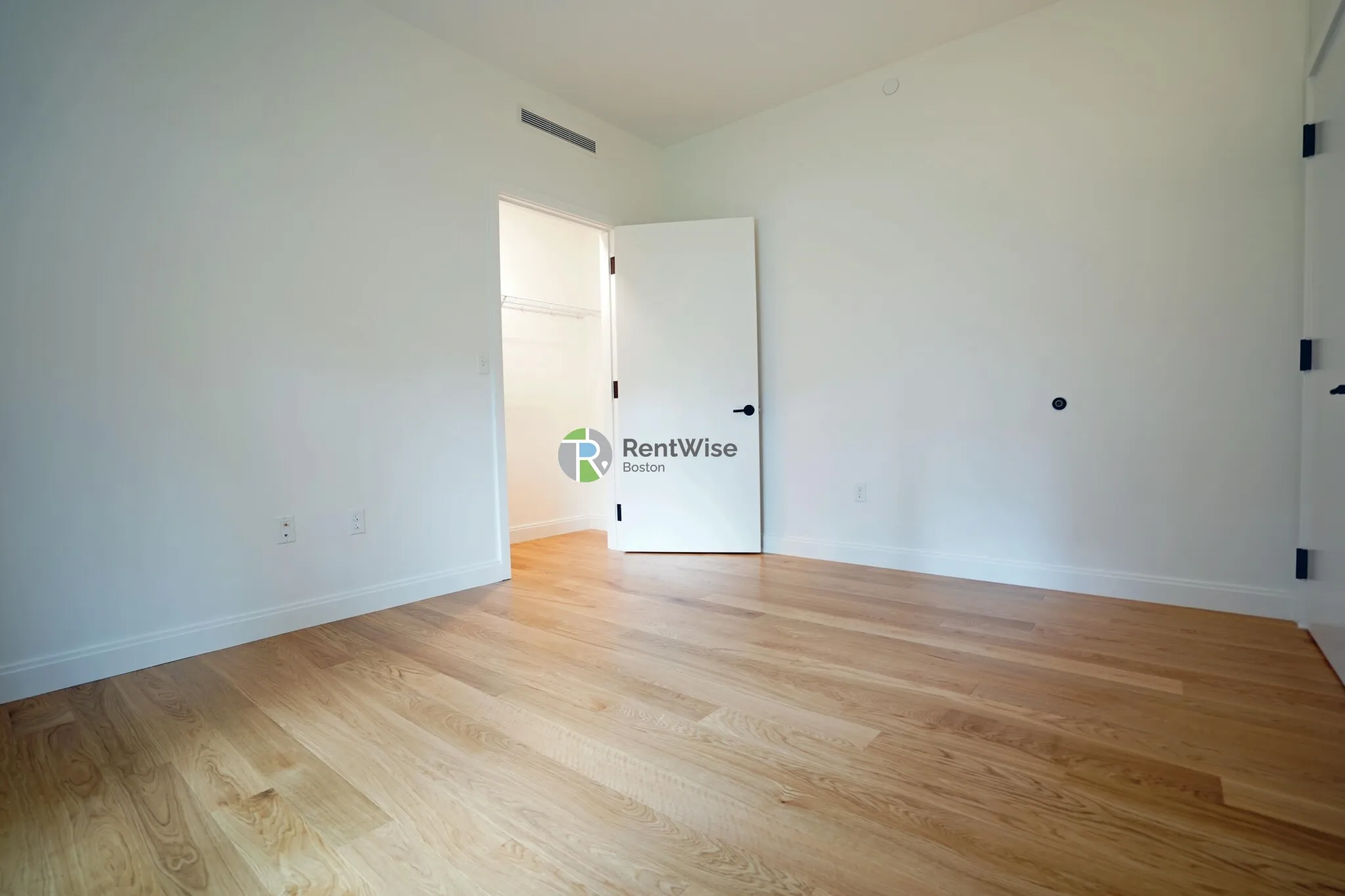 83 Gardner St, Allston