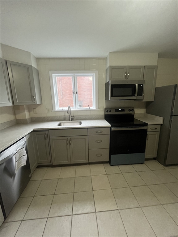 57 Wright St, Stoneham