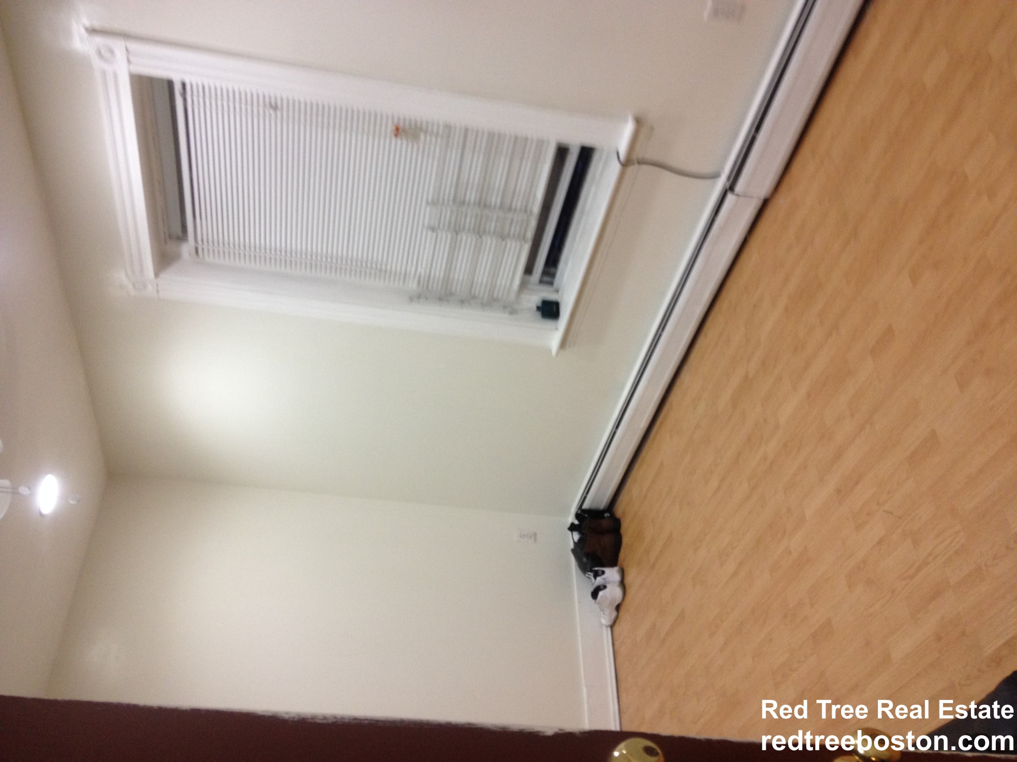 129 Cedar St, Roxbury